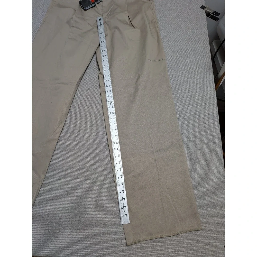 Nike Team Men's Will Chino Pants Tan 36 Cotton Spandex Pleated Unhemmed Golf NWT